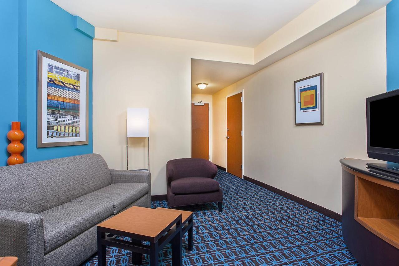 Fairfield Inn & Suites Louisville East Luaran gambar